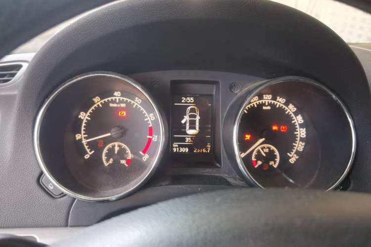Used Skoda Yeti 2014 1.4TSI Manual Polar Edition Instrument Cluster