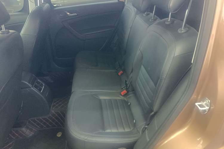Used Skoda Yeti 2014 1.8TSI DSG Polar Edition Interior 1