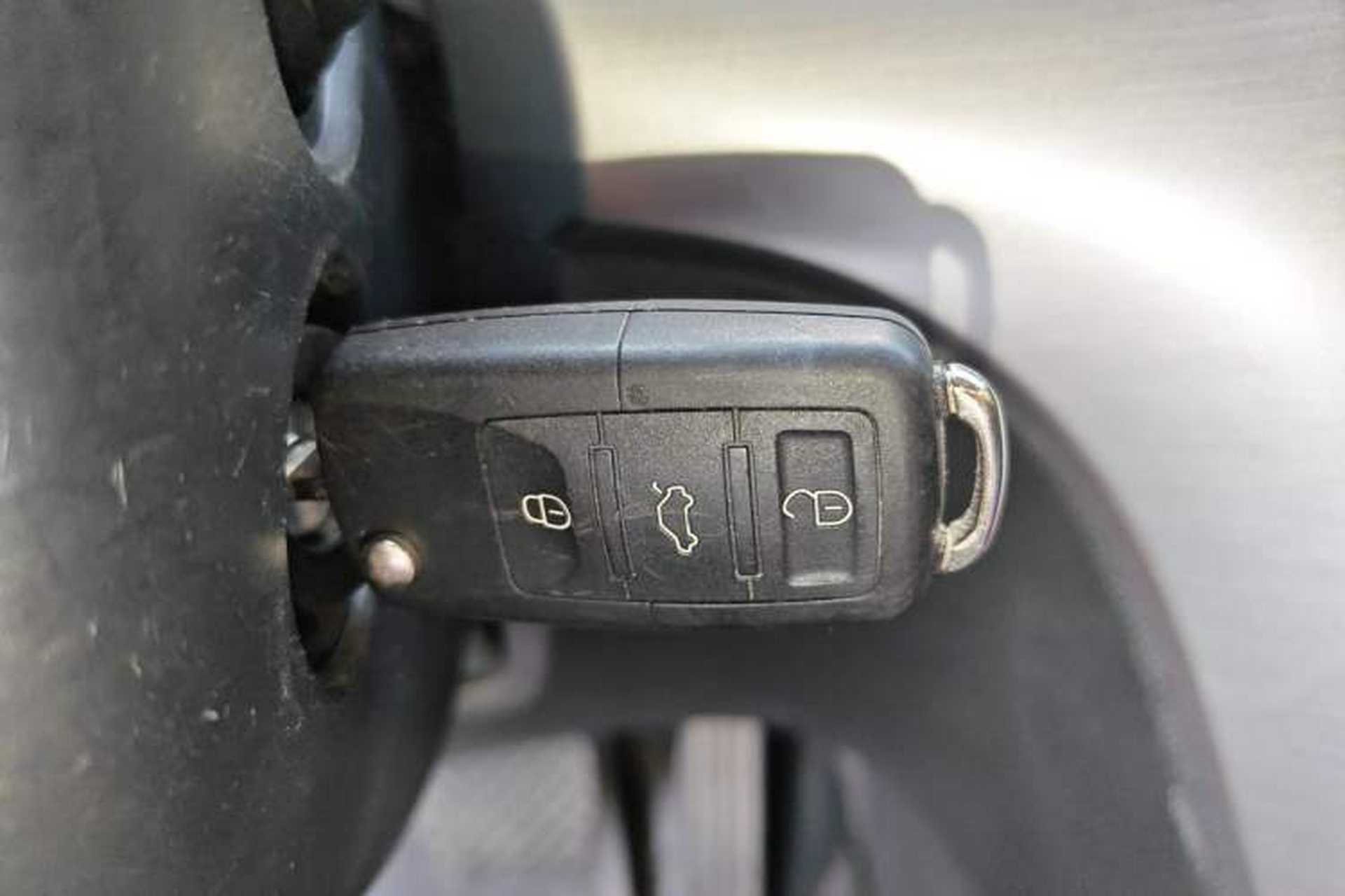 Used Skoda Yeti 2014 1.8TSI DSG Polar Edition Interior 1