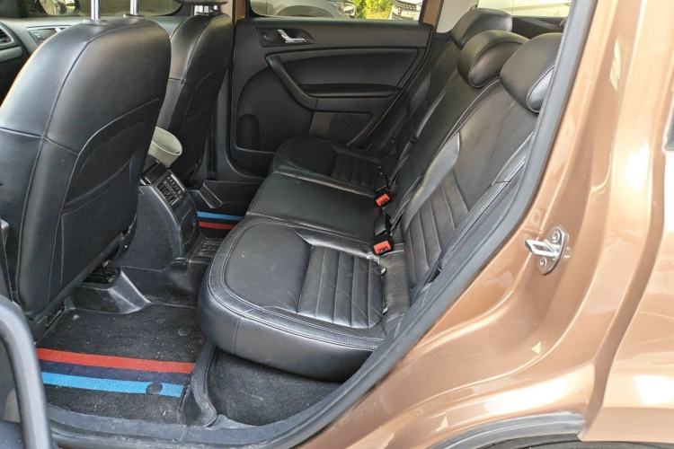 Used Skoda Yeti 2014 1.8TSI DSG Polar Edition Interior 4