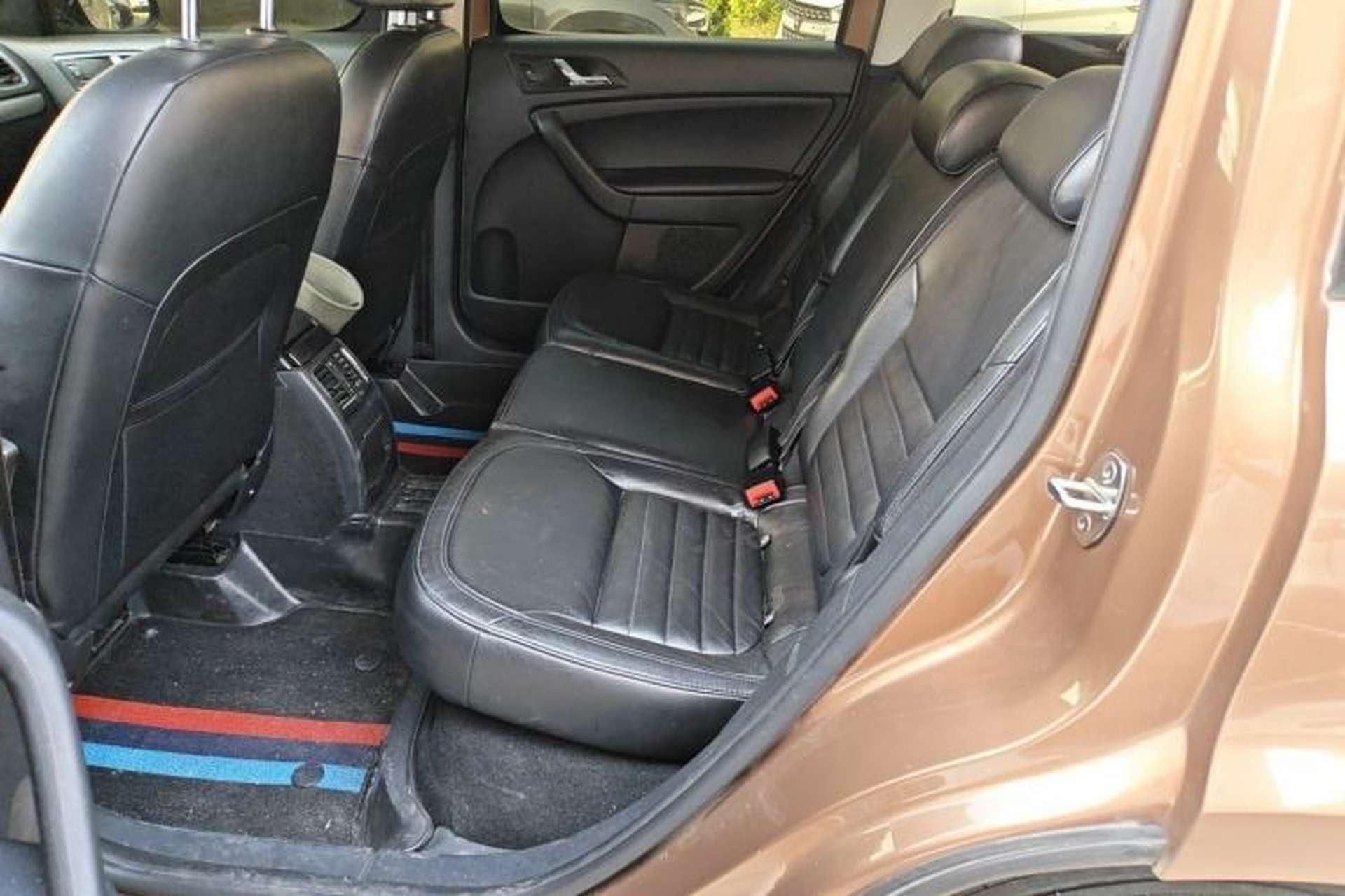 Used Skoda Yeti 2014 1.8TSI DSG Polar Edition Interior 4