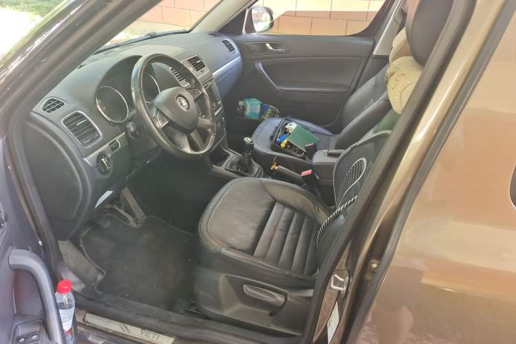 Used Skoda Yeti 2014 1.4TSI Manual Explore Edition Left Front Seat