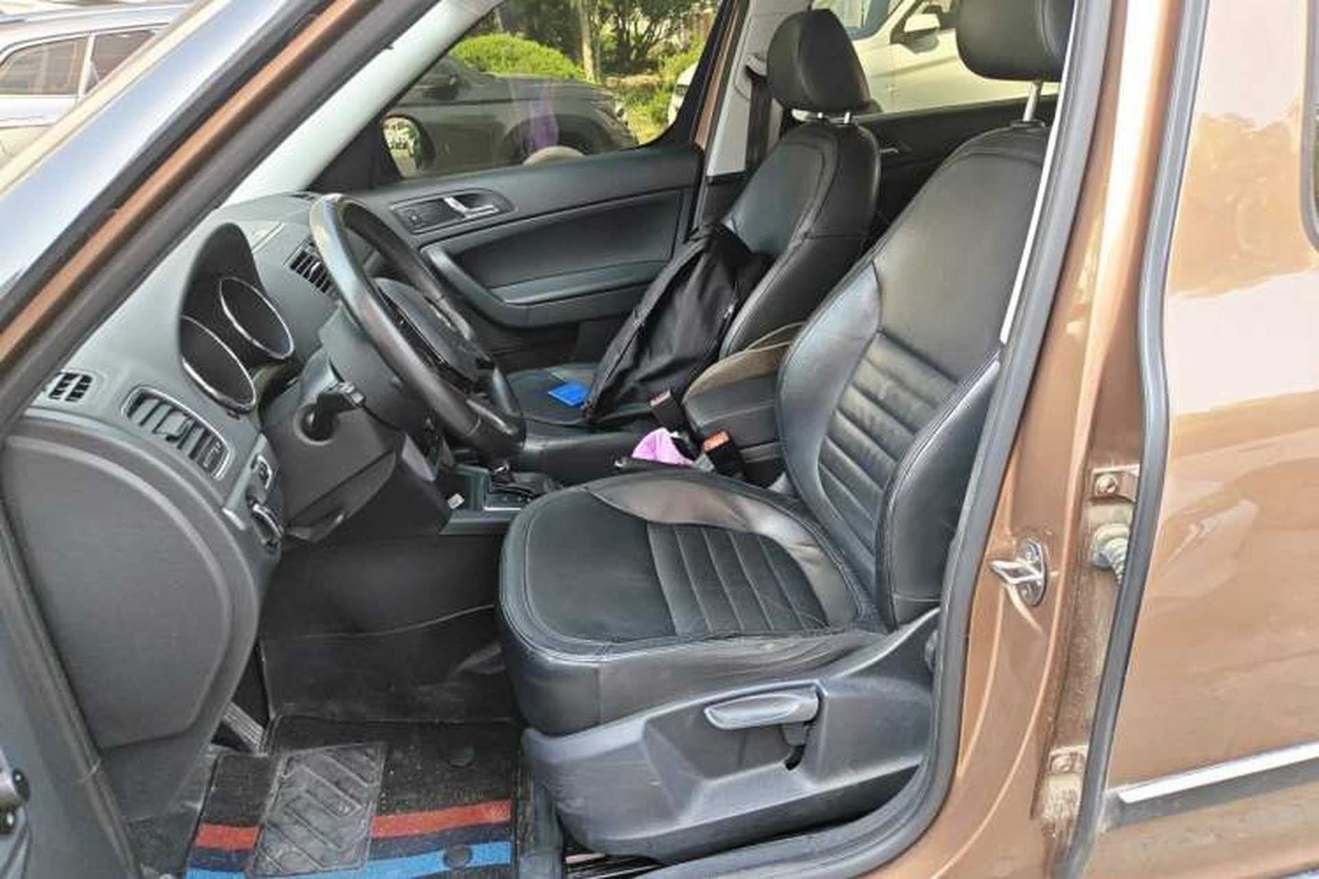 Used Skoda Yeti 2014 1.8TSI DSG Polar Edition Left Front Seat