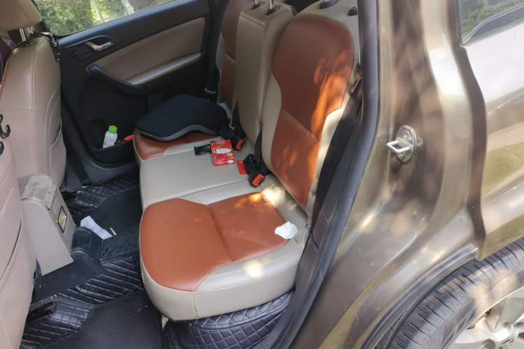 Used Skoda Yeti 2014 1.4TSI DSG Vibrant Edition Left Rear Seat