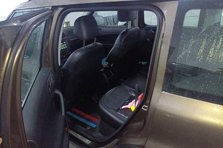 Used Skoda Yeti 2014 1.8TSI DSG All-Wheel Drive Edition Left Rear Seat