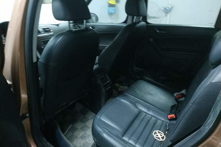 Used Skoda Yeti 2014 1.8TSI DSG Polar Edition Left Rear Seat