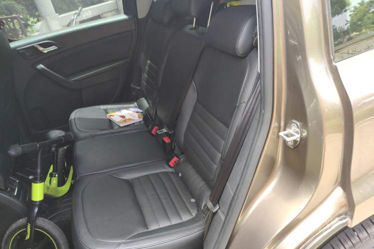 Used Skoda Yeti 2014 1.4TSI Manual Polar Edition Left Rear Seat