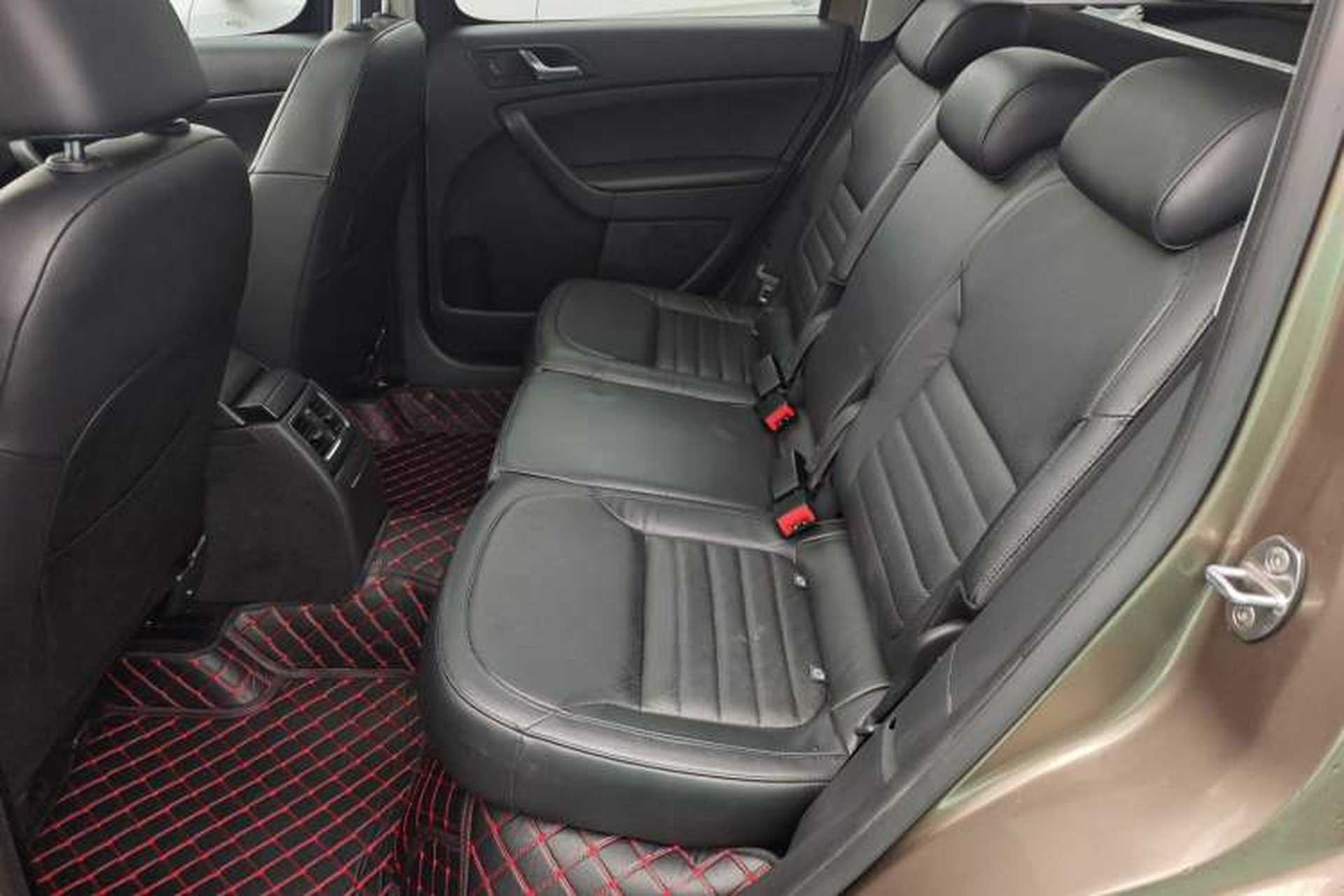 Used Skoda Yeti 2014 1.8TSI DSG All-Wheel Drive Edition Left Rear Seat