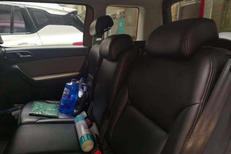Used Skoda Yeti 2014 1.4TSI DSG Explorer Edition Left Rear Seat