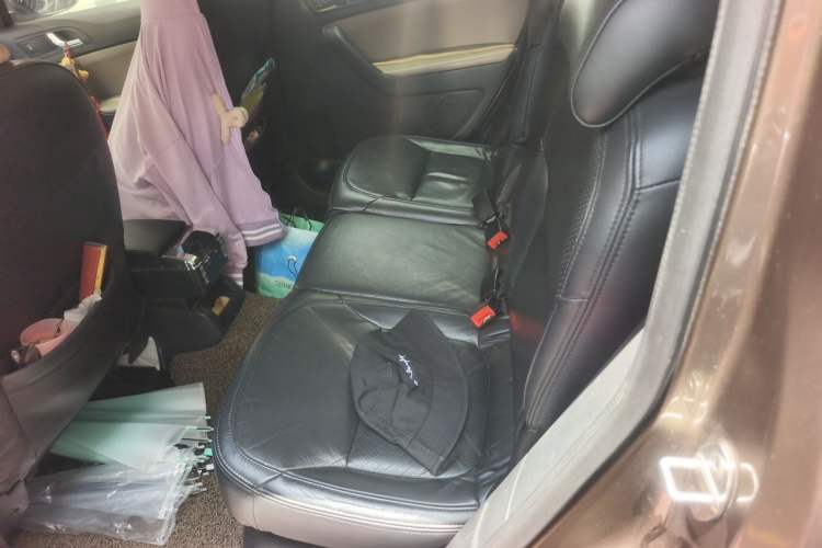 Used Skoda Yeti 2014 1.4TSI DSG Explorer Edition Left Rear Seat