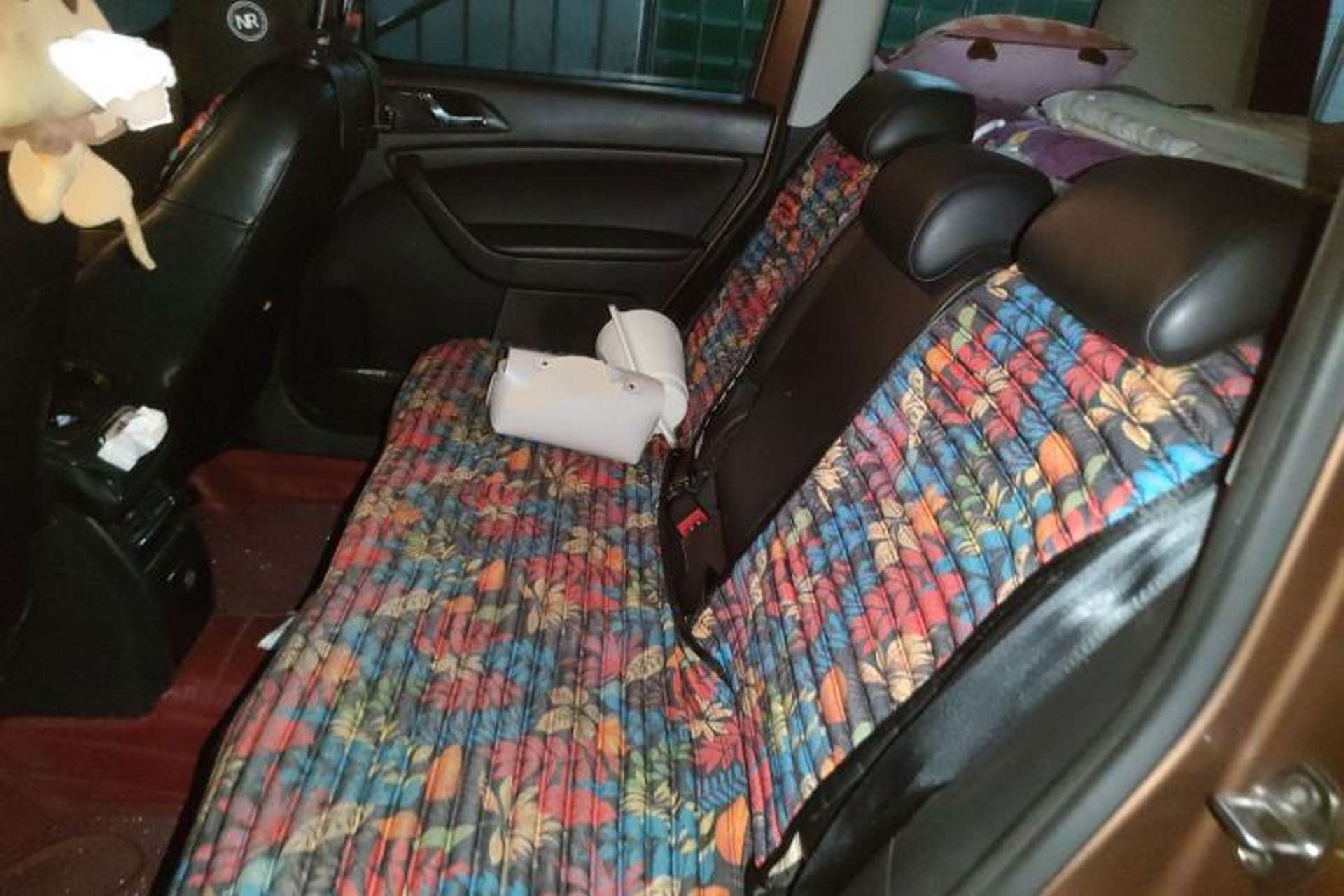 Used Skoda Yeti 2014 1.8TSI DSG Polar Edition Left Rear Seat