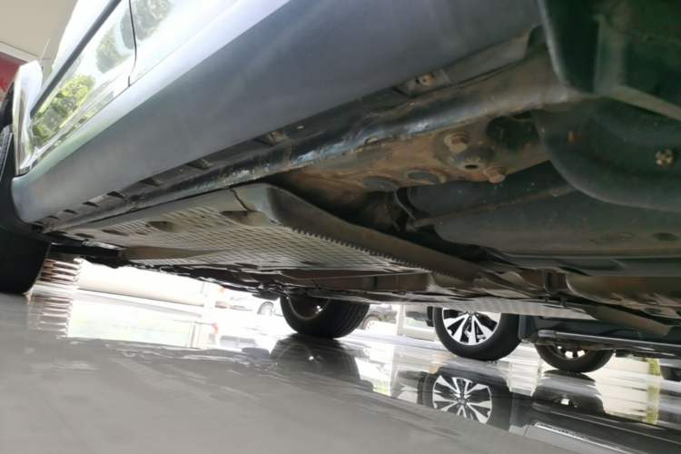 Used Skoda Yeti 2014 1.8TSI DSG Polar Edition Left Side Sill