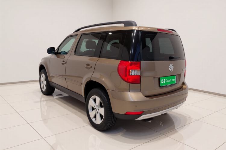 Used Skoda Yeti 2014 1.4TSI DSG Vibrant Edition Rear Left 45 Deg
