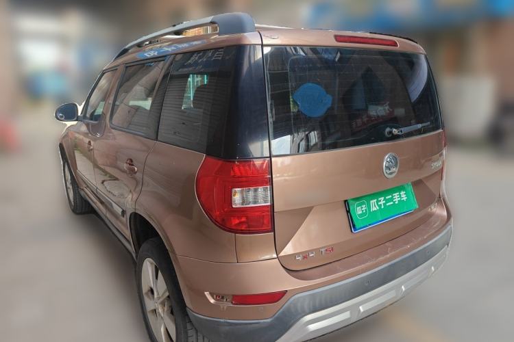 Used Skoda Yeti 2014 1.8TSI DSG Polar Edition Rear Left 45 Deg