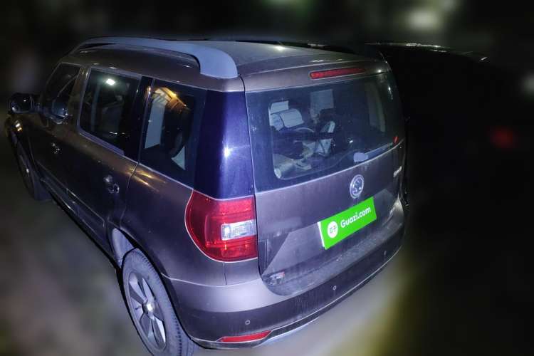 Used Skoda Yeti 2014 1.4TSI Manual Explore Edition Rear Left 45 Deg