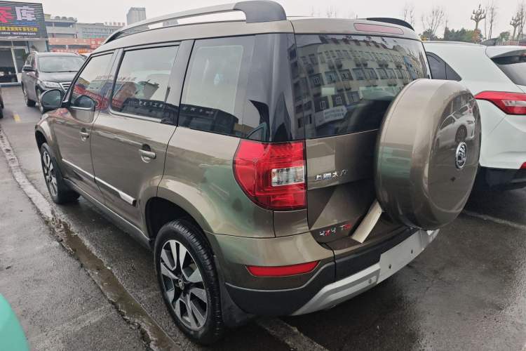 Used Skoda Yeti 2014 1.8TSI DSG All-Wheel Drive Edition Rear Left 45 Deg