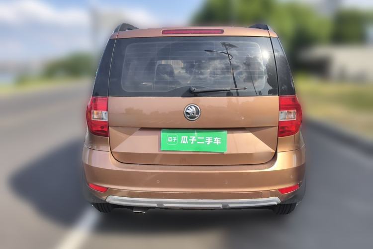 Used Skoda Yeti 2014 1.6L Manual Colorful Edition Rear