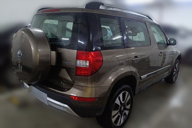 Used Skoda Yeti 2014 1.8TSI DSG All-Wheel Drive Edition Rear Right 45 Deg