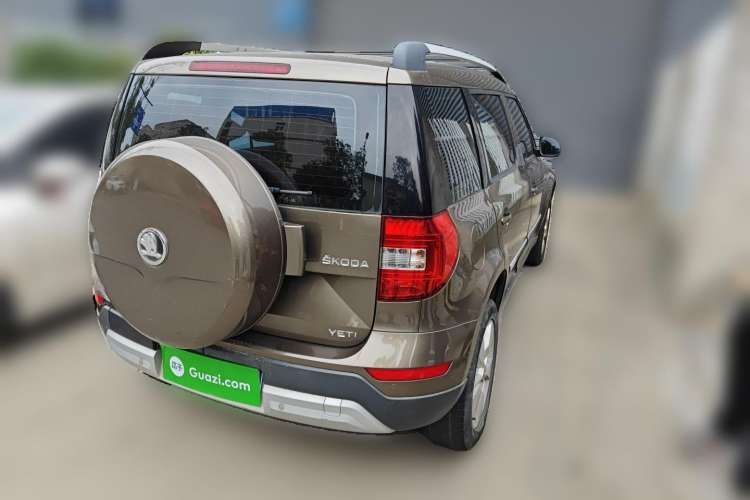 Used Skoda Yeti 2014 1.4TSI Manual Polar Edition Rear Right 45 Deg