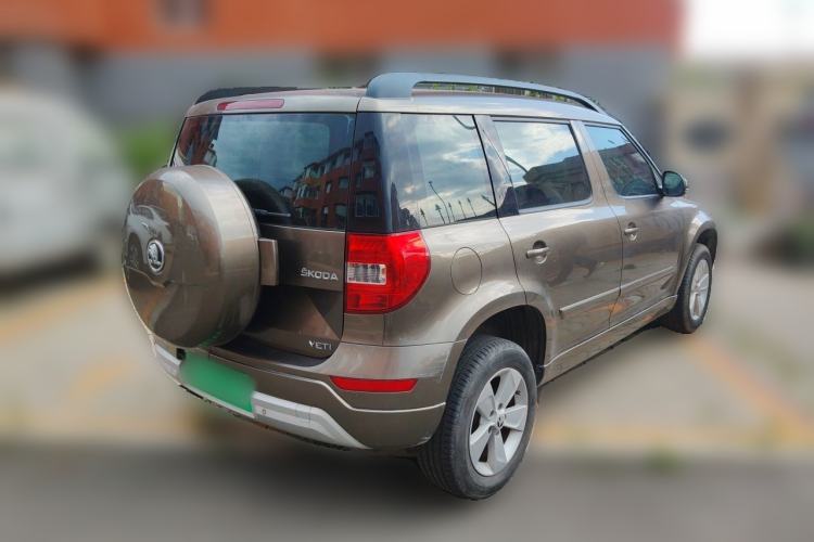 Used Skoda Yeti 2014 1.4TSI Manual Colorful Edition Rear Right 45 Deg