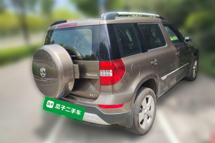 Used Skoda Yeti 2014 1.4TSI Manual Polar Edition Rear Right 45 Deg