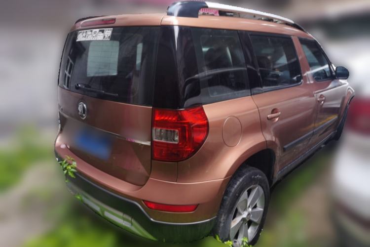 Used Skoda Yeti 2014 1.4TSI DSG Explorer Edition Rear Right 45 Deg