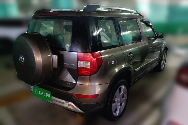 Used Skoda Yeti 2014 1.4 TSI DSG Polar Edition Rear Right 45 Deg