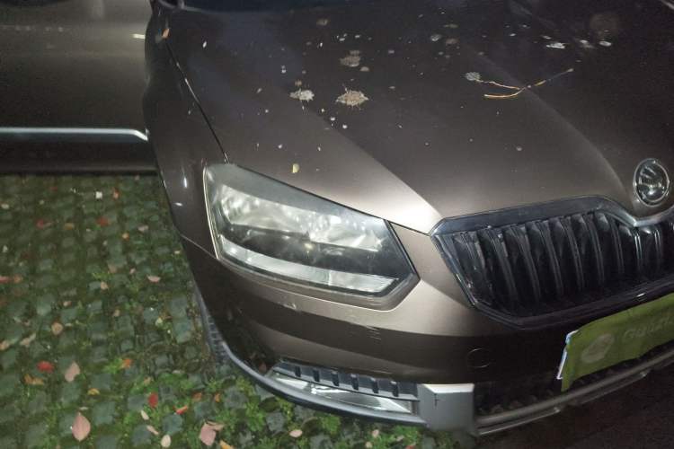 Used Skoda Yeti 2014 1.4 TSI DSG Polar Edition Right Front Headlight