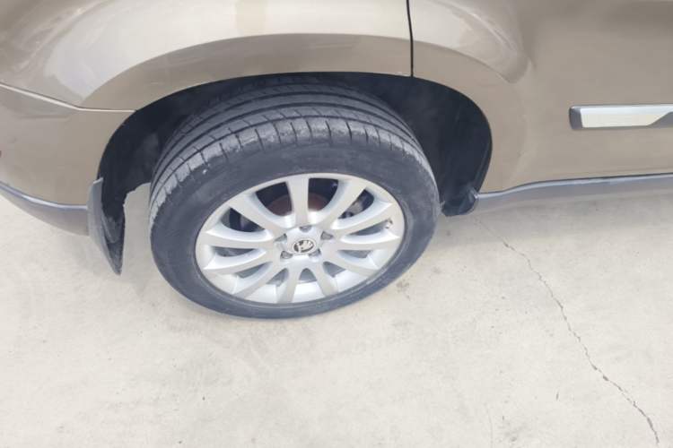 Used Skoda Yeti 2014 1.4TSI Manual Polar Edition Right Rear Wheel Hub
