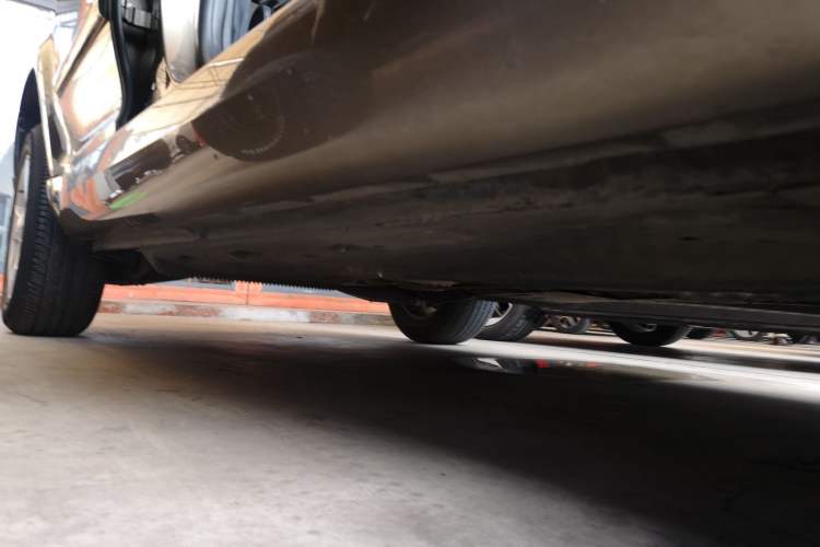 Used Skoda Yeti 2014 1.4TSI DSG Vibrant Edition Right Side Sill