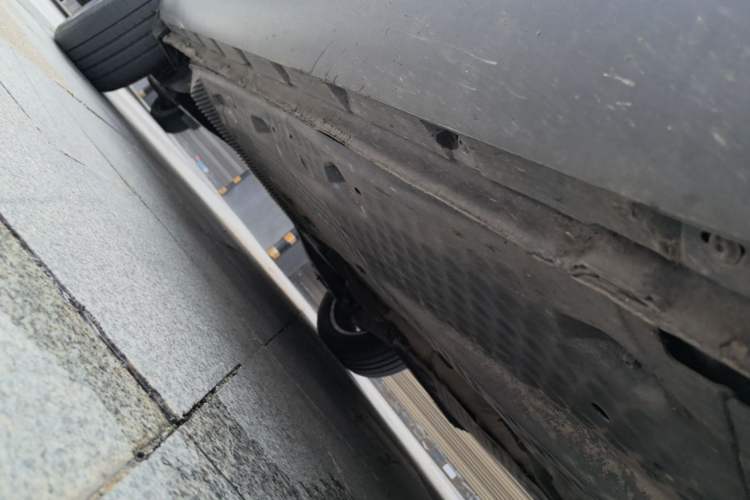 Used Skoda Yeti 2014 1.4 TSI DSG Polar Edition Right Side Sill