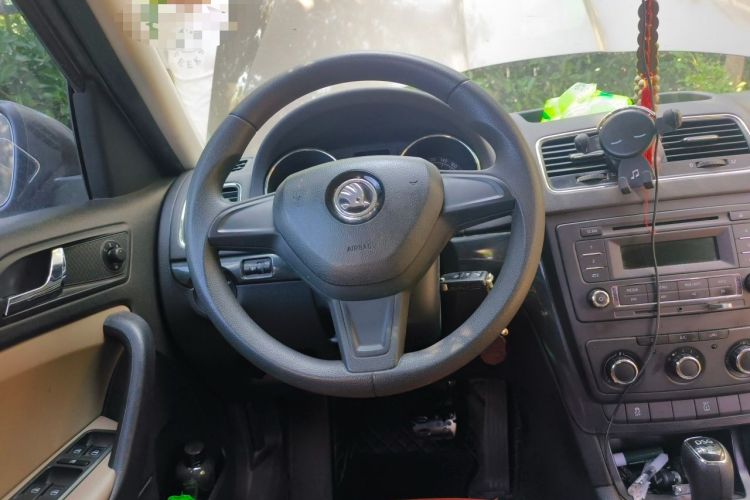 Used Skoda Yeti 2014 1.4TSI DSG Vibrant Edition Steering Wheel