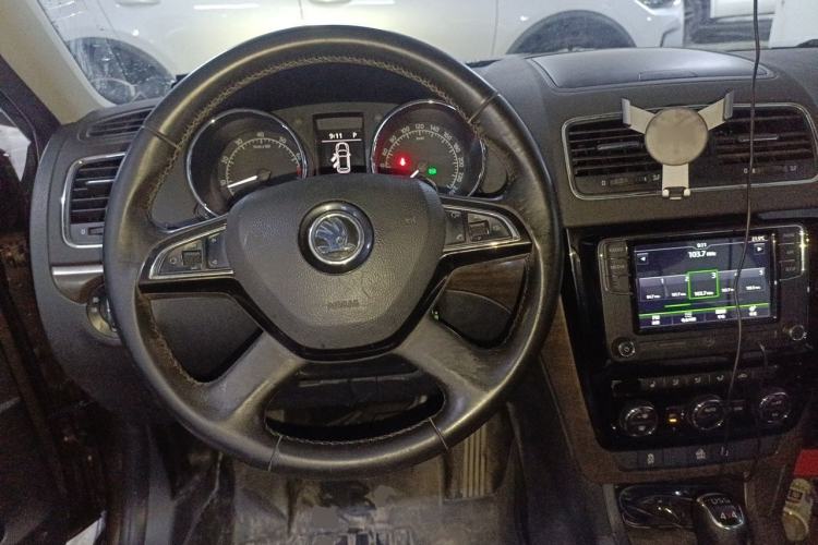 Used Skoda Yeti 2014 1.8TSI DSG All-Wheel Drive Edition Steering Wheel