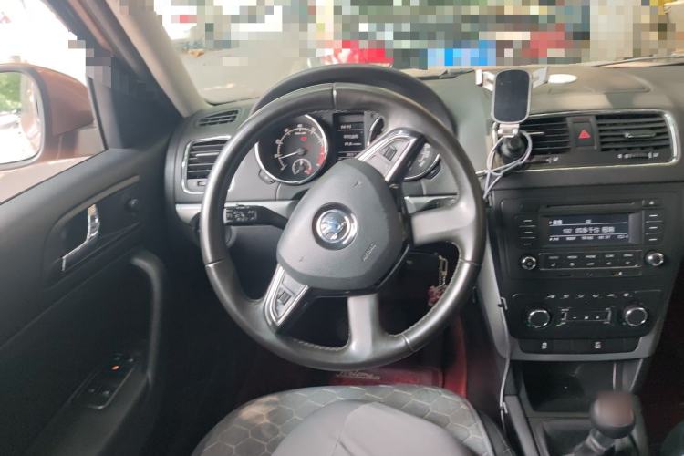Used Skoda Yeti 2014 1.4TSI Manual Polar Edition Steering Wheel