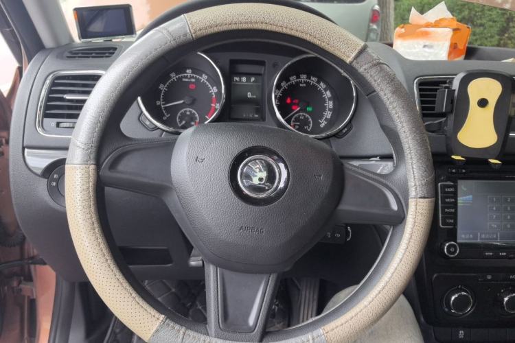 Used Skoda Yeti 2014 1.4TSI DSG Explorer Edition Steering Wheel
