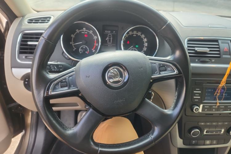 Used Skoda Yeti 2014 1.8TSI DSG Polar Edition Steering Wheel