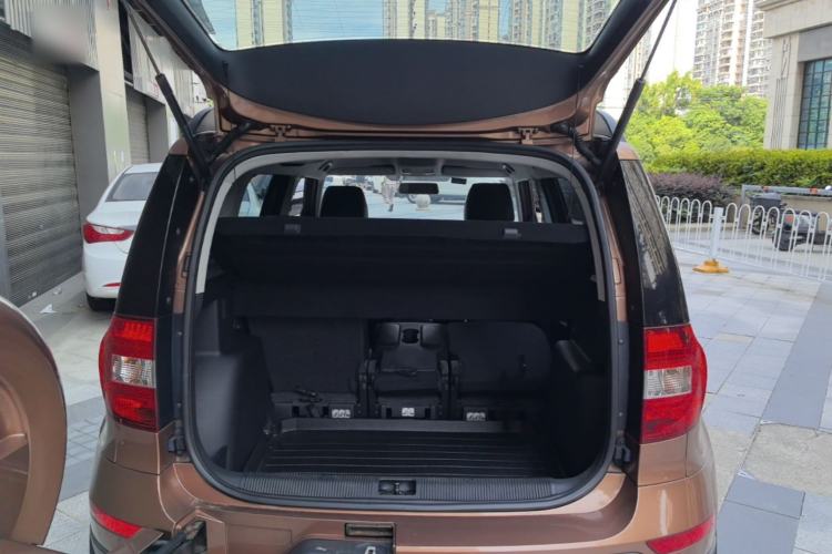 Used Skoda Yeti 2014 1.4 TSI DSG Polar Edition Trunk