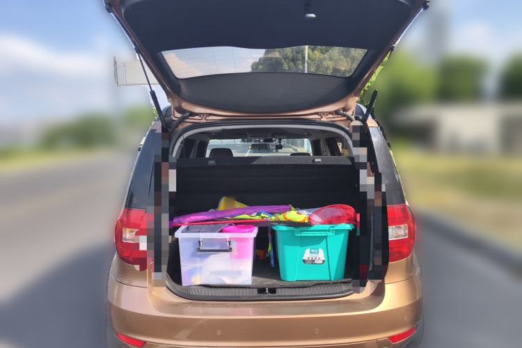 Used Skoda Yeti 2014 1.6L Manual Colorful Edition Trunk