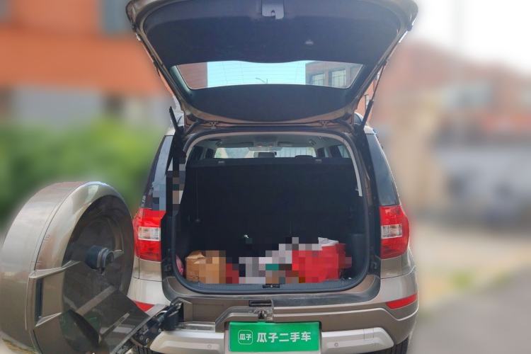 Used Skoda Yeti 2014 1.4TSI Manual Colorful Edition Trunk