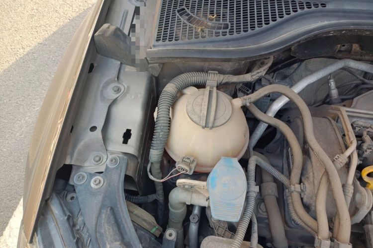 Used Skoda Yeti 2014 1.4TSI DSG Vibrant Edition Engine Bay Right