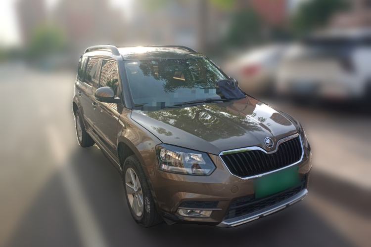 Used Skoda Yeti 2014 1.4TSI DSG Vibrant Edition Front Right 45 Deg
