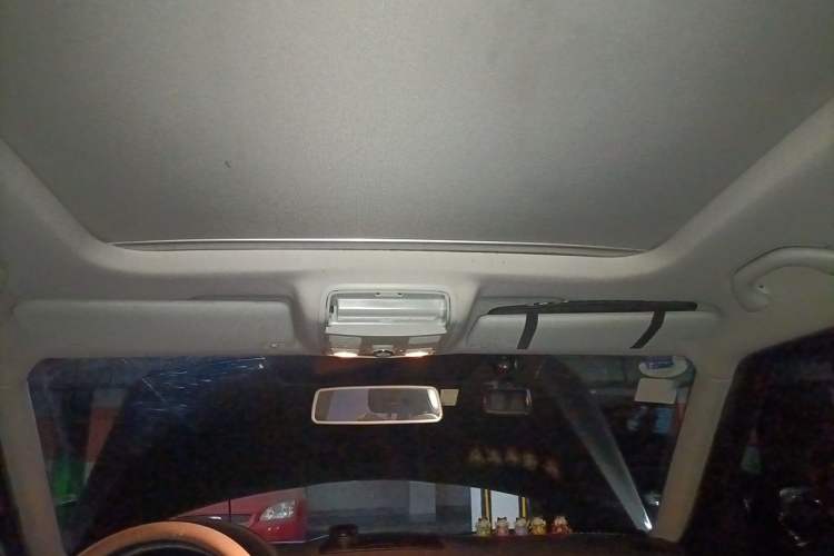 Used Skoda Yeti 2014 1.4 TSI DSG Polar Edition Headliner
