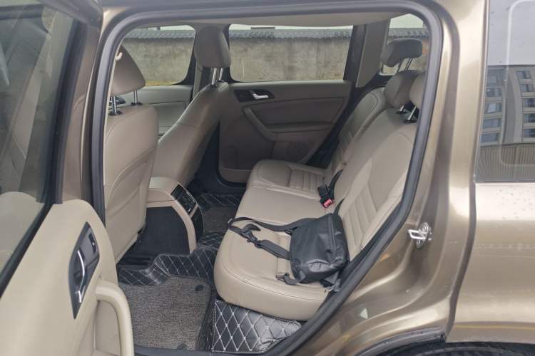 Used Skoda Yeti 2014 1.4 TSI DSG Polar Edition Left Rear Seat