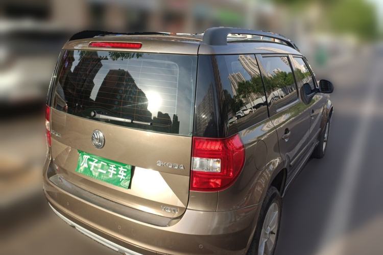 Used Skoda Yeti 2014 1.4TSI DSG Vibrant Edition Rear Right 45 Deg