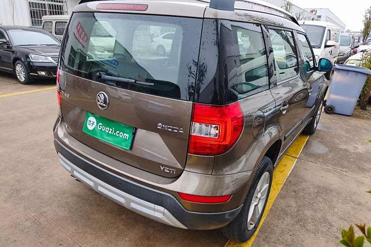 Used Skoda Yeti 2014 1.4TSI Manual Explore Edition Rear Right 45 Deg