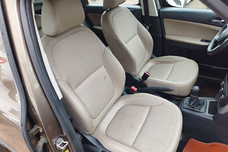 Used Skoda Yeti 2014 1.4TSI Manual Explore Edition Right Front Seat