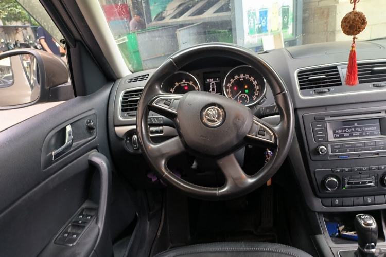 Used Skoda Yeti 2014 1.4 TSI DSG Polar Edition Steering Wheel
