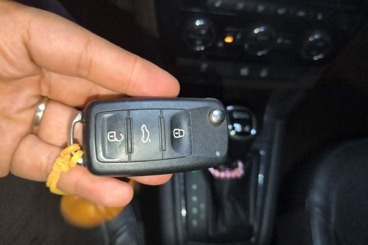 Used Skoda Yeti 2014 1.8TSI DSG All-Wheel Drive Edition Vehicle Key