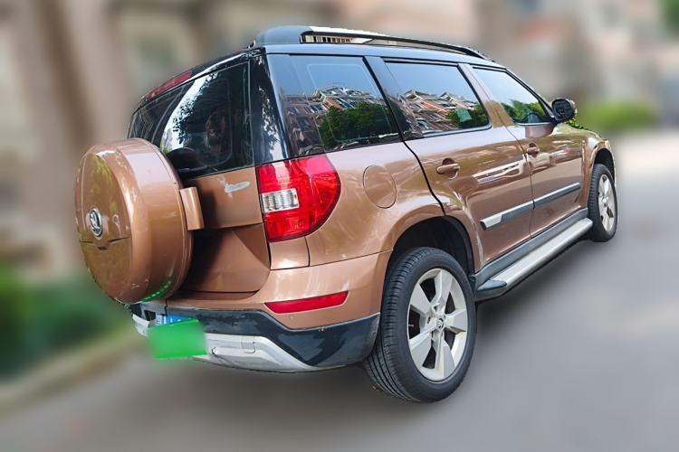 Used Skoda Yeti 2014 1.4 TSI DSG Polar Edition Rear Right 45 Deg