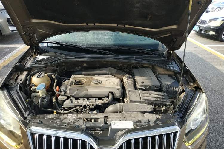 Used Skoda Yeti 2014 1.8TSI DSG All-Wheel Drive Edition Engine Bay